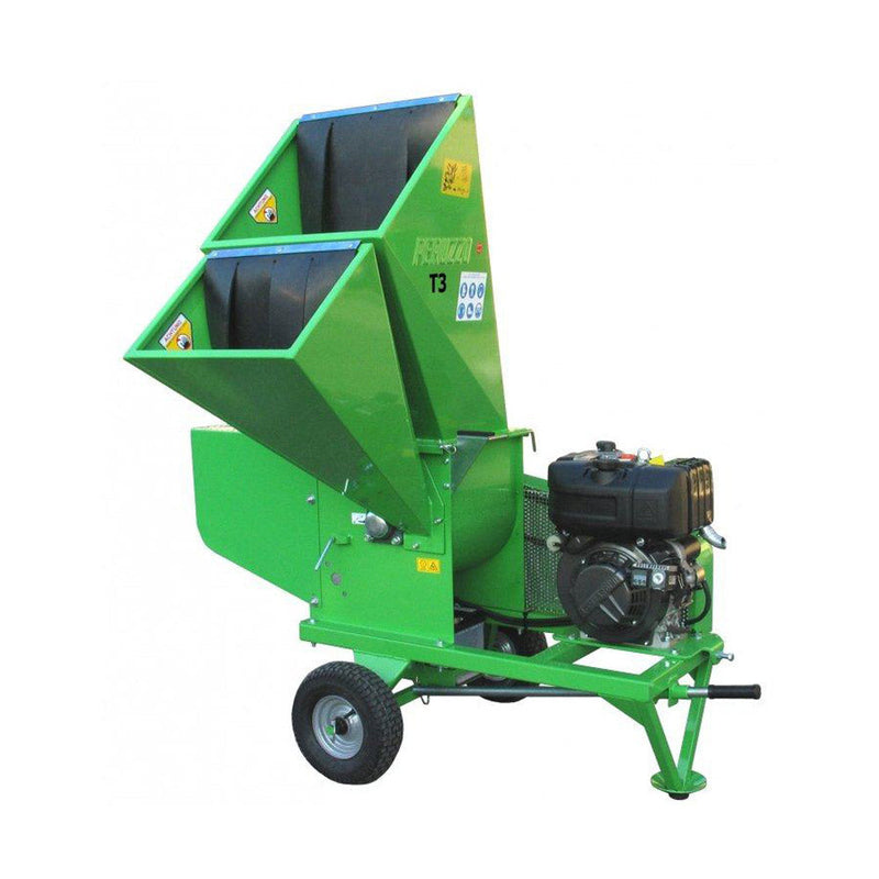 Peruzzo T3 PTO wood chipper made in Italy with 3-1/4" chipping capacity