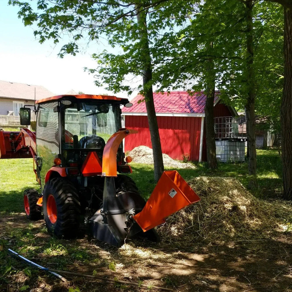 Déchiqueteuse à bois sous-compacte